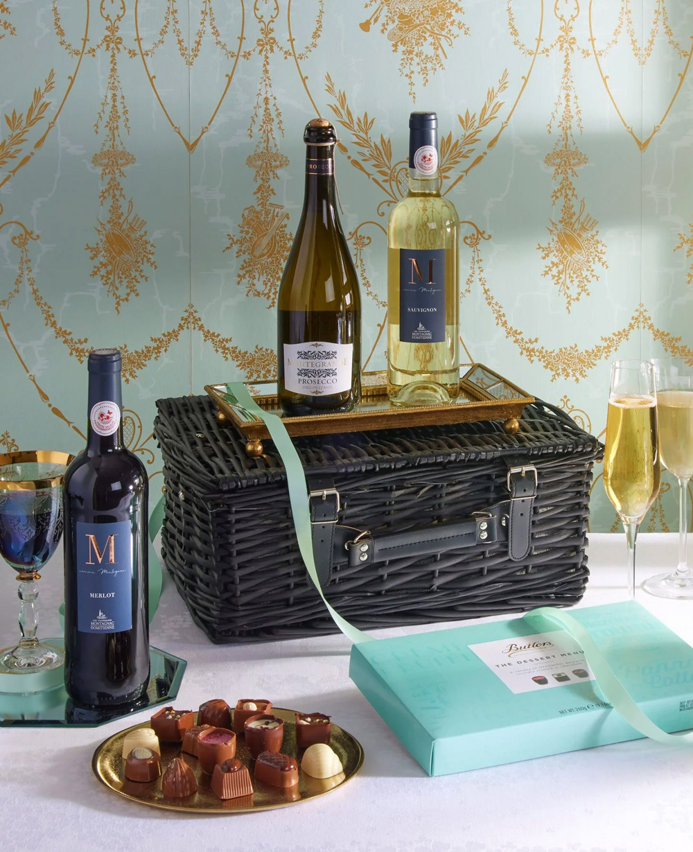 The Classic Celebration Gift Hamper The Classic Celebration Gift Hamper